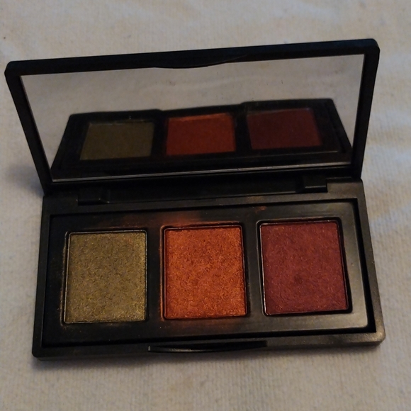 💚3 for $30💚Single Eyeshadow Bundle - Picture 2 of 9